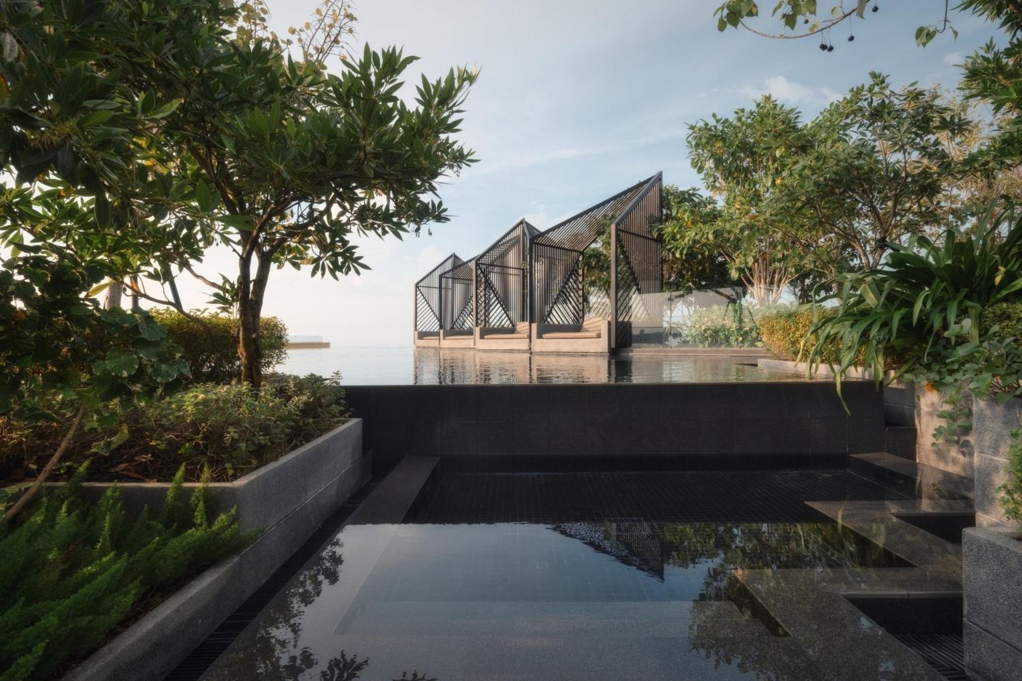 Edge Central Pattaya By Jjj Exterior photo